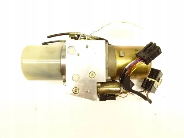 Begagnad Mercedes-Benz takpump OEM A1708000030 image 3