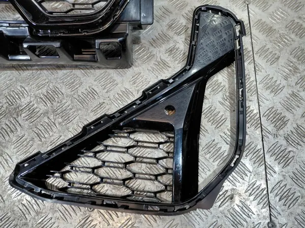 BMW X1 U11 Frontstoßstangengitter Set OEM 9881919 image 6