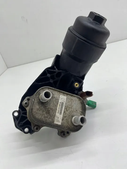 AUDI A6 C7 2.0 TDI Olje Filter Bas + Sensorer OEM image 2