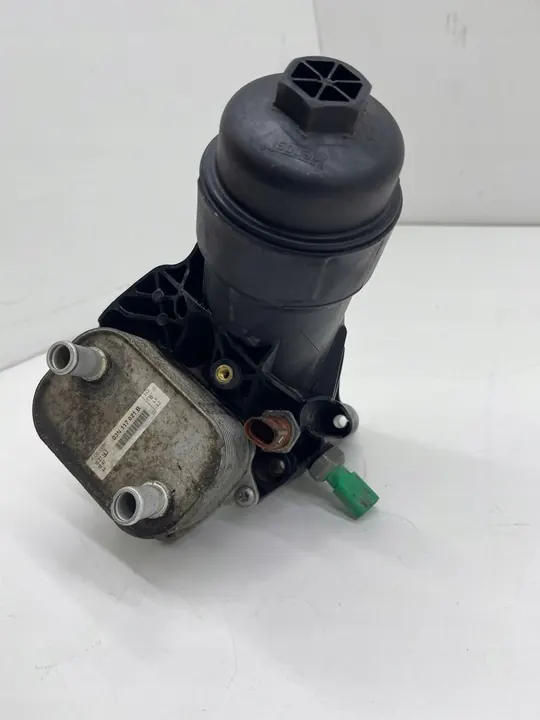 AUDI A6 C7 2.0 TDI Olje Filter Bas + Sensorer OEM image 3