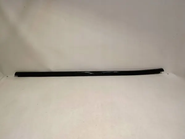BMW X5 G05 Linke Hintertür-Abstreifer OEM 7444067 image 2