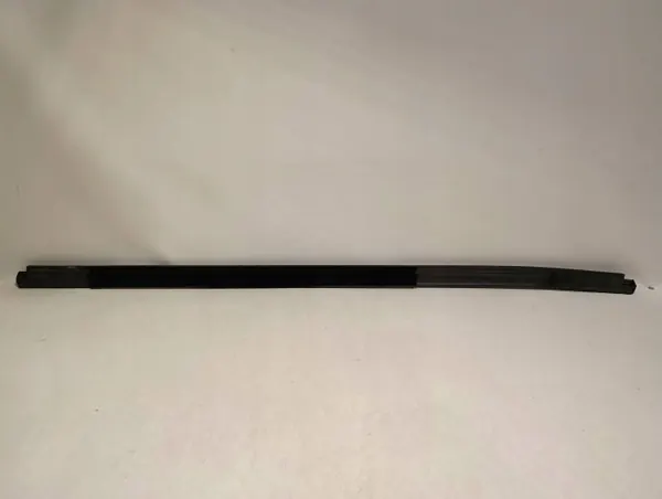 BMW X5 G05 Linke Hintertür-Abstreifer OEM 7444067 image 7