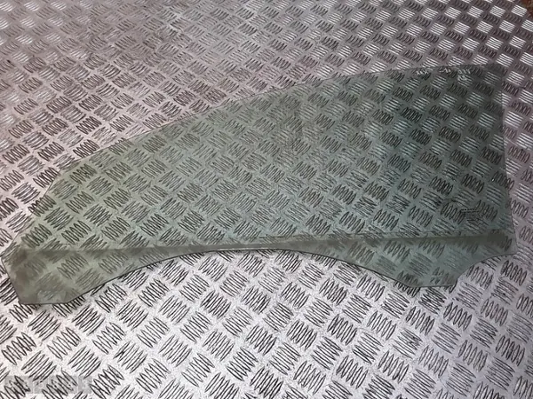 Volvo V50 dörrglas OEM e243r001105 - Begagnad image 3