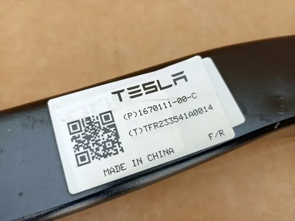 TESLA MODEL 3 Barra de Reboque 1670111-00-C image 7
