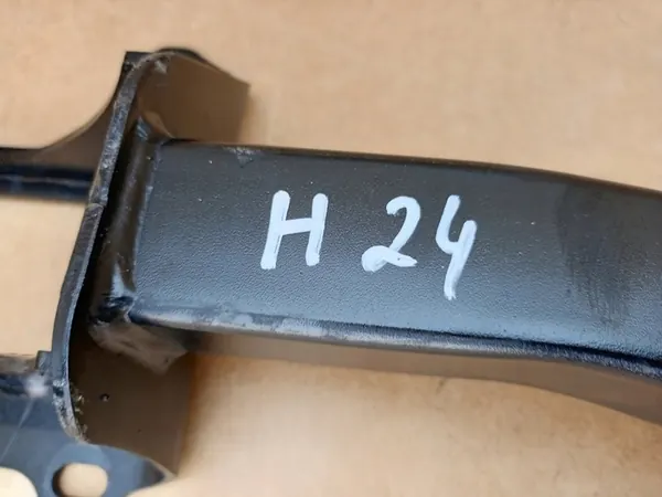 TESLA MODEL 3 Barra de Reboque 1670111-00-C image 8