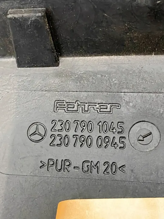 OEM A2307900945 Windschutzscheibenabdeckung für Mercedes SL R230 image 7