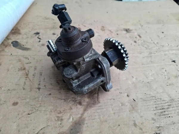 Pompe à injection BMW N57 OEM 7823470 - Occasion image 2