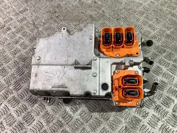Volvo XC90 2018 Invertteri OEM 32223625 image 6