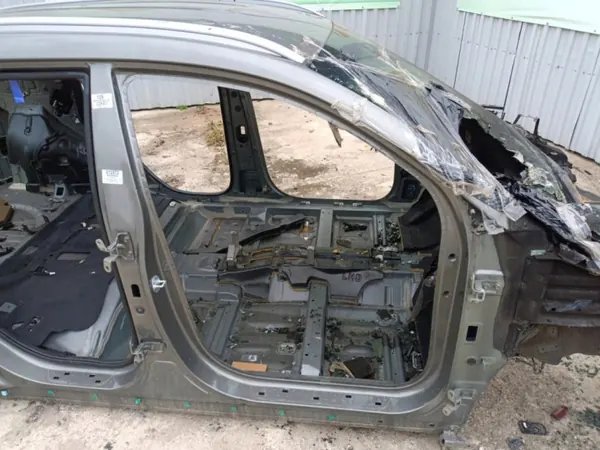 Pilar derecho del panel de cuarto Hyundai Tucson III OEM 01 image 2