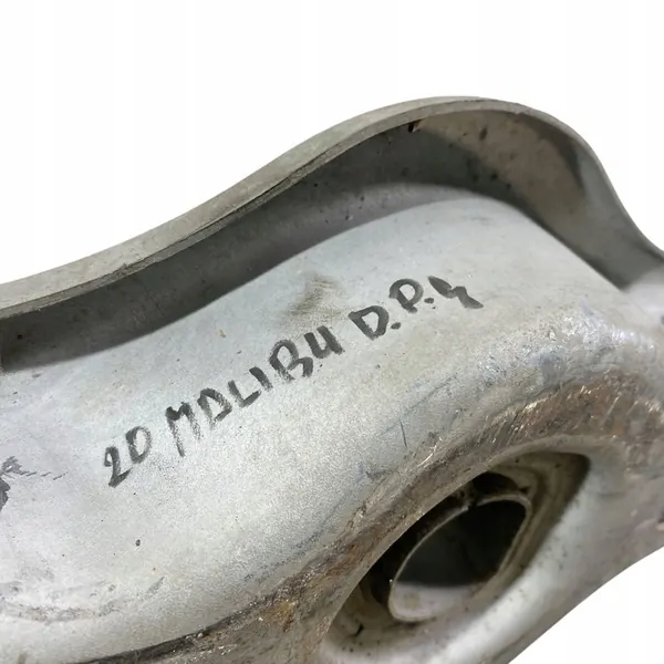 Bracci di Controllo Posteriore Destro Chevrolet Malibu 2020 OEM 84309090 image 7