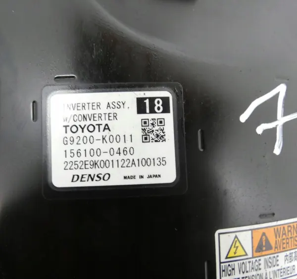 Toyota Yaris IV Hybride Omvormer OEM G9200K0011 image 6