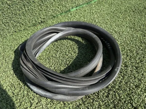 Voor deur glasdichting rechts OEM 91001 Citroen Jumper image 2