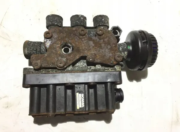 Soupape ECAS Scania OEM 2084508 - État Utilisé image 2