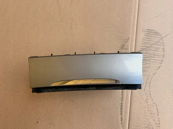Compartimento encendedor cajón OEM VW Passat B6 2005-2010 image 2