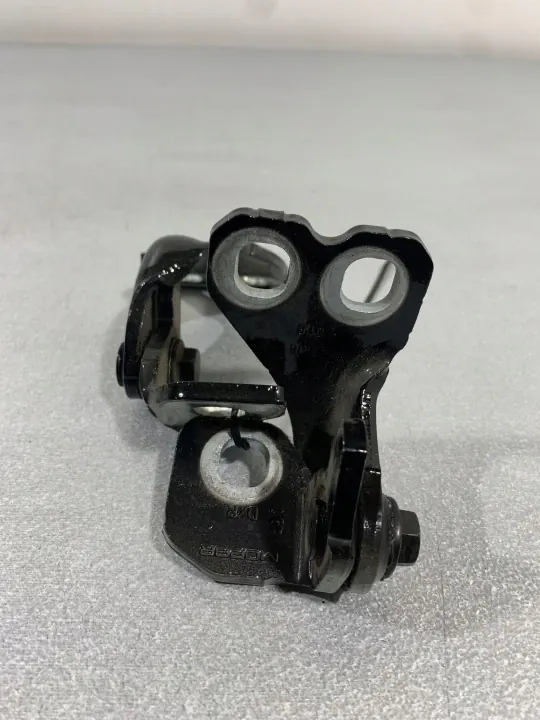 Bisagras puerta trasera Jeep Compass OEM FBZ18617 image 3