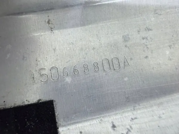 Tesla Model Y framstötfjädersförstärkning OEM 150668800A image 4