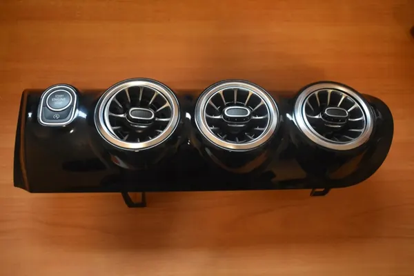 Konsoli tuuletusritilä OEM A1776809800 Mercedes image 2