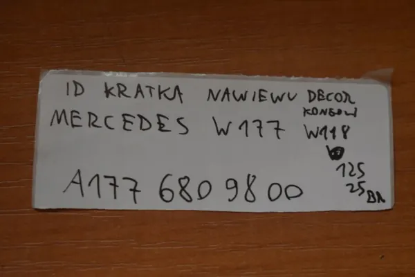Konsoli tuuletusritilä OEM A1776809800 Mercedes image 7