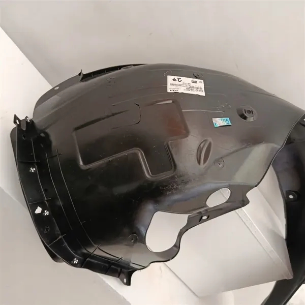 Right Front Wheel Arch Kia Stonic 86812-H8400 image 2