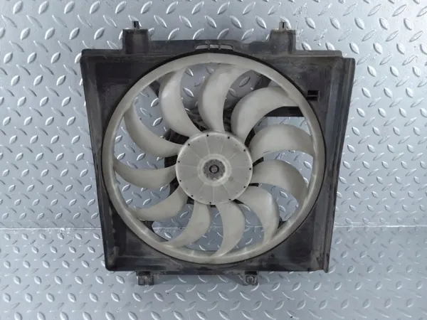 Carcaça do ventilador Subaru Outback OEM 45122FG003 image 2