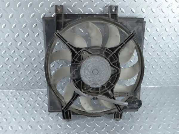 Carcaça do ventilador Subaru Outback OEM 45122FG003 image 5