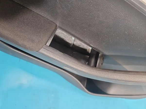 OEM 6V1867013K Framvänster Dörrklädsel Skoda Fabia III image 3
