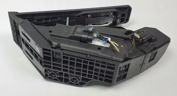 Mercedes-Benz Gaspedaal OEM A1673000400 - Gebruikt image 3