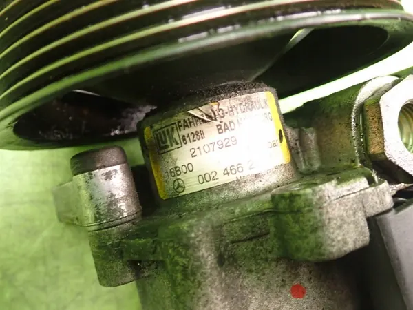 Mercedes ohjauspumppu OEM 0024662901 image 4