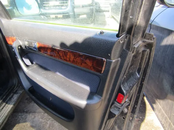 Panel de puerta lateral Audi OE AK-6-91283 100 C4 image 3