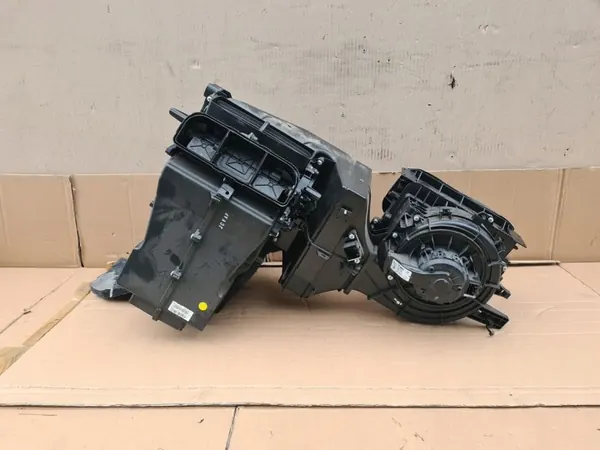 Lämmityspuhallin OEM 1S1819003Q Skoda Citigo image 2