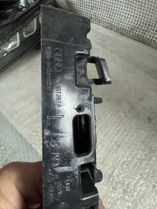 Supporto Scorrevole Sinistro AUDI A6 C8 image 2