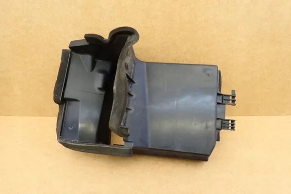 Nissan OE 144626PA0A Jäähdytinilmaputki - Käytetty image 10