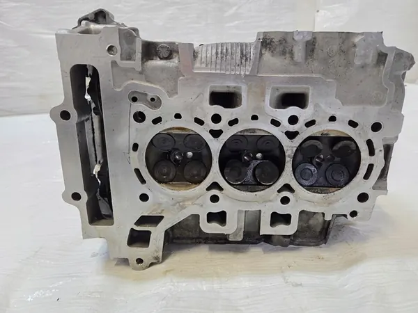 Ventildeckel OPEL GRANDLAND 1.2 THP image 6