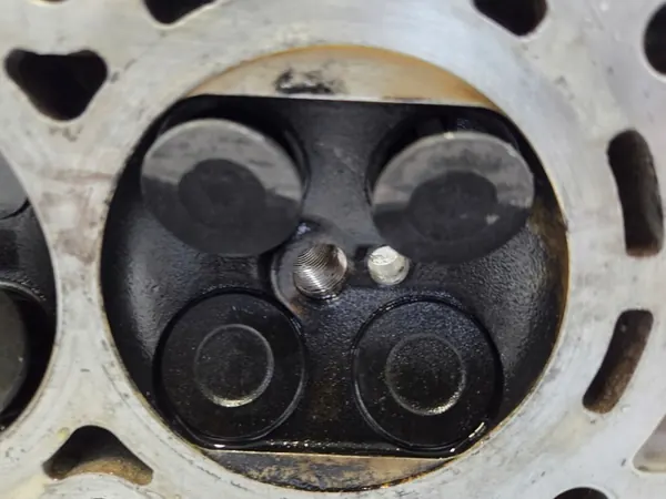 Ventildeckel OPEL GRANDLAND 1.2 THP image 9