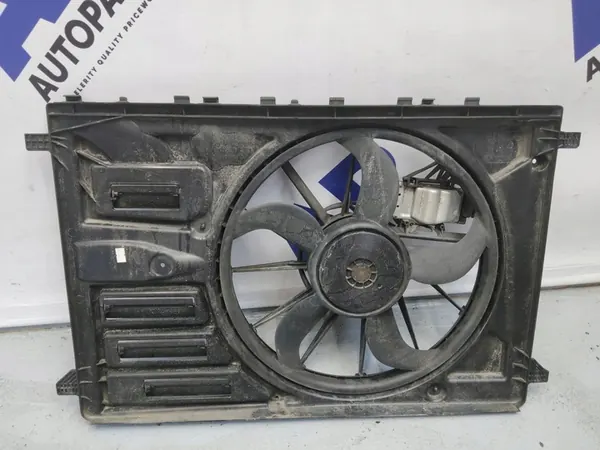 Volvo V40 Kylarrubrik OE 31319166 image 3