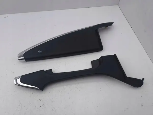 Handschoenenkastframe Renault Zoe 2019 OEM 682118143R image 2