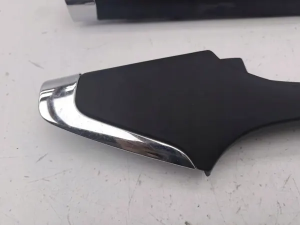 Handschoenenkastframe Renault Zoe 2019 OEM 682118143R image 3