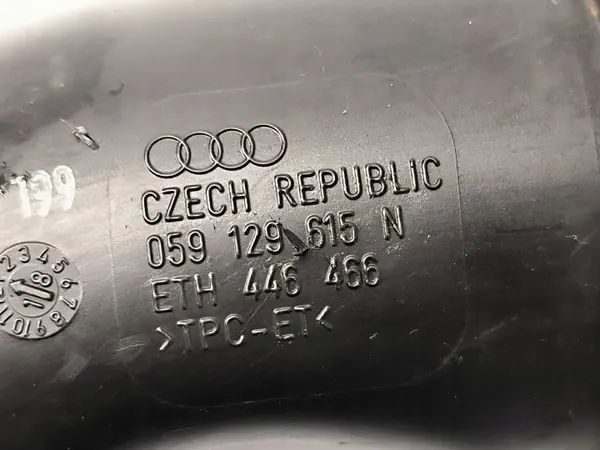 Gebrauchtes Ansaugrohr OEM 059129615N für Audi A6 C7 image 4