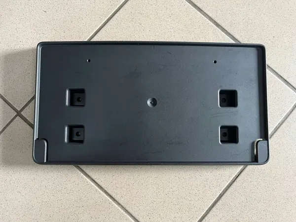 Soporte Matrícula Jeep Wrangler JL OEM MOC-68295611AA image 2
