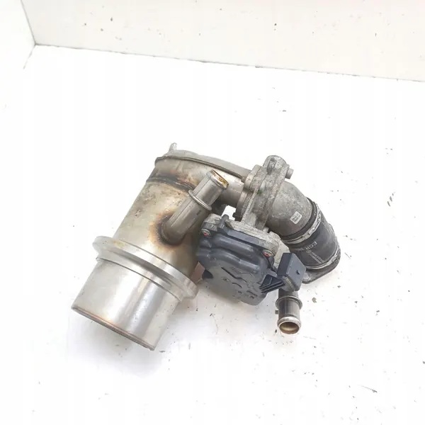 2020 Volkswagen Caddy EGR-Jäähdytin 04L131501L image 4