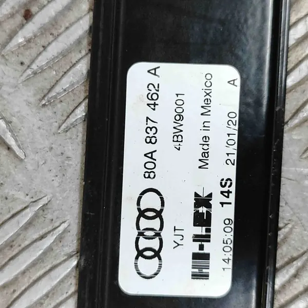 Audi Q5 SQ5 2020 Elevador de vidro dianteiro direito image 6