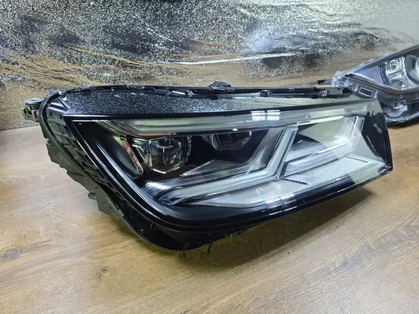 AUDI Q5 II 80A Luz Delantera Derecha Full LED image 4