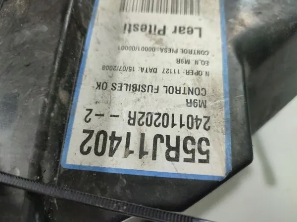 Caixa de fusíveis Renault Laguna 2008 2.0L 55RJ11402 image 3