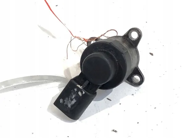 Regulador de pressão de combustível Mercedes W211 2.7 177CV image 2