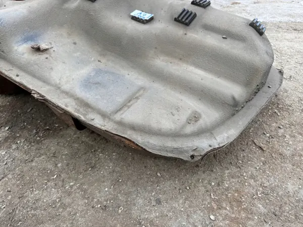 KIA SPORTAGE 3 Bränsletank OEM 31100-2Y250 image 4