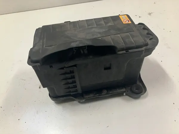 Accubasis Mercedes A-klasse W176 OEM A2465410005 image 2