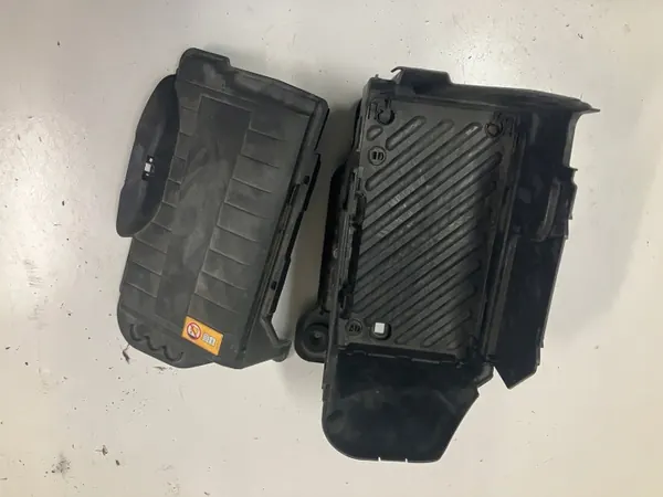 Accubasis Mercedes A-klasse W176 OEM A2465410005 image 3