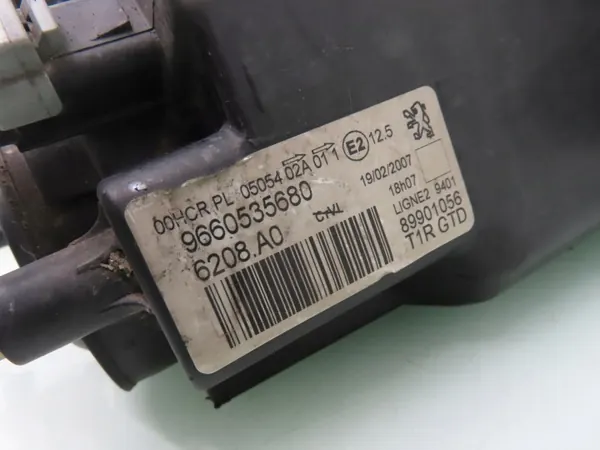 Farol dianteiro esquerdo OEM 9660535680 para Peugeot 206 image 6