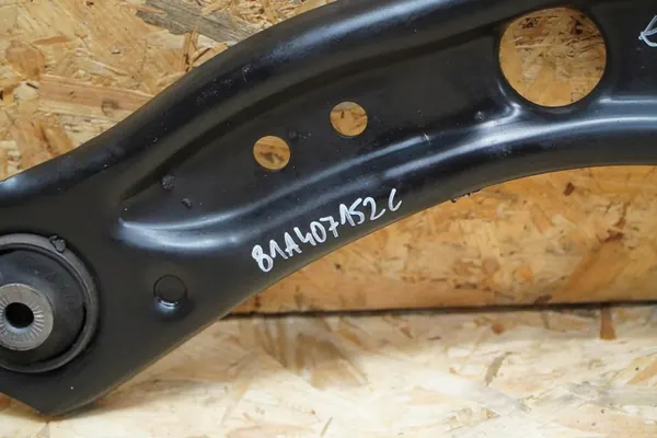 Braccio di Controllo Anteriore Sinistro 81A407151C o Destro 81A407152C Audi A3 8V OEM image 10