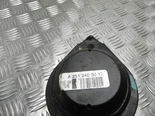 Soporte de motor Mercedes-Benz A251 240 30 17 image 2